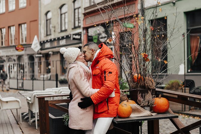 1H Private Photoshoot in Old Town of Riga - Key things to know before you go