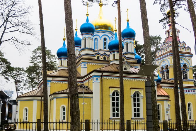 2 in 1: Sigulda and Jūrmala in a single daytrip (All Inclusive) - Krimulda estate tasting: fruit wines, liquors, and Dandelion wine