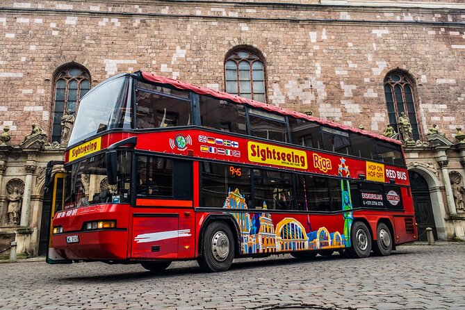 24h Riga Sightseeing Red Bus Grand Tour - Before you board: stop-finding and timing reality