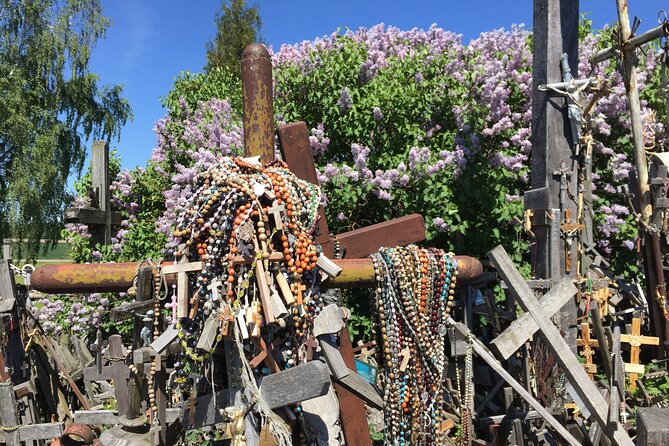 5,5 Hour Small Group Tour to Hill of Crosses from Riga - Riga to Lithuania with real time at the Hill of Crosses