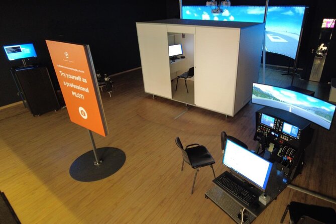 Aeroplane Flight Experience - Riga Flight Simulator, With Pilot-Style Training
