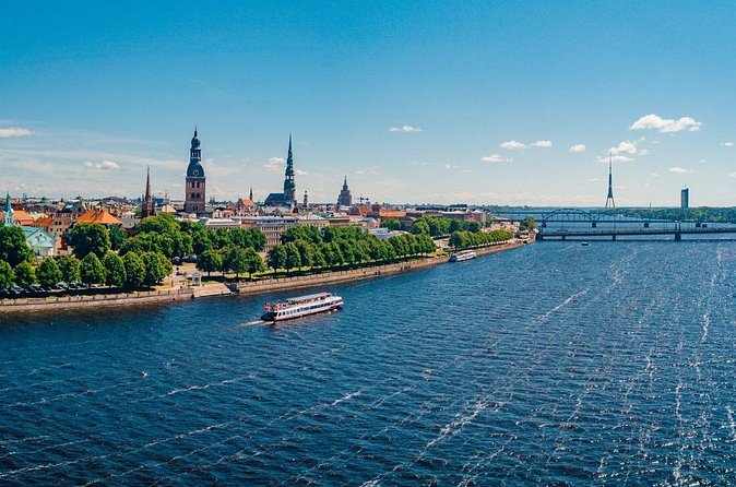 Best Intro to Riga in 2 hours with a Local - Local product tasting and coffee break: small inclusion, big value