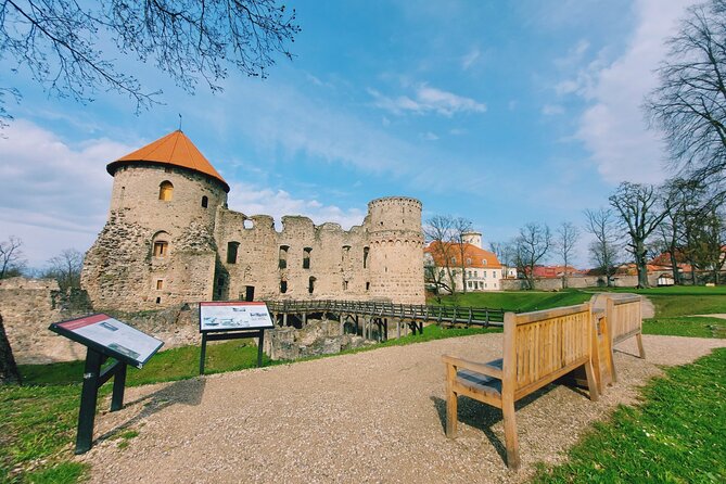 Explore the Baltics: Riga- Tallinn / Tallinn - Riga Daytrip - Key things that make this transfer worth it