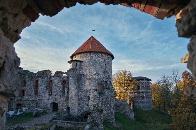Explore the Baltics: Riga- Tallinn / Tallinn - Riga Daytrip - What you actually get in the car, and what you must plan yourself