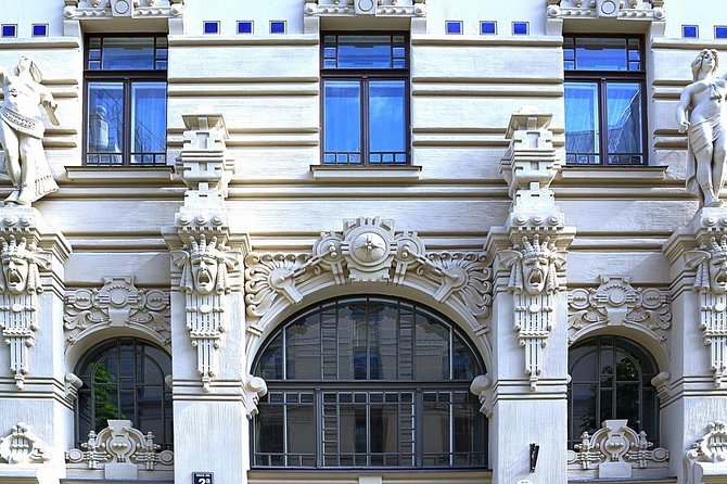 Explore the Instaworthy Spots of Riga with a Local - Meeting at Roland Statue, then walking Riga’s center in 90 minutes