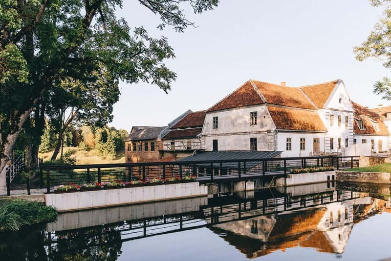 From Riga: Kuldiga UNESCO, Waterfall & Wine Day Trip - The Venta waterfall stop, why 250 meters feels huge
