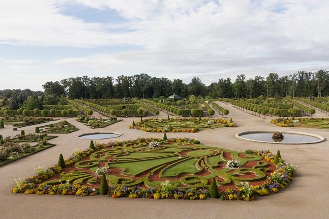 Full-Day Private Trip to Palace and Medieval Castle from Riga - Is This a Good Value? Crunching the Numbers on a Private Day Trip