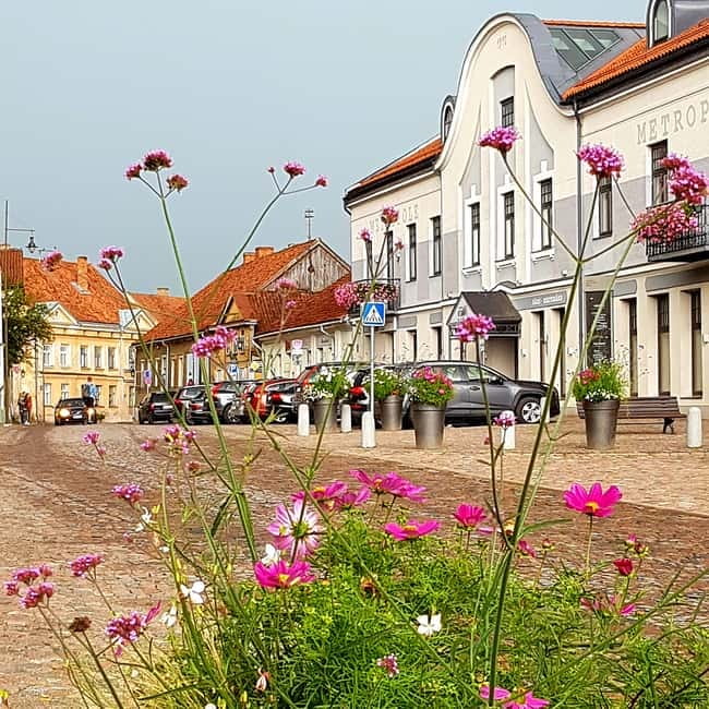 Guided Tour to UNESCO Kuldiga town & Venta River Waterfall - Meeting Up, Getting to Kurzeme, and How the Small Group Shapes the Day