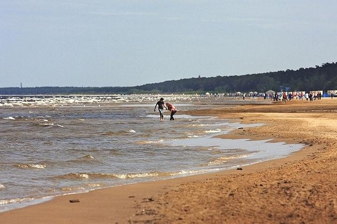Half-Day Private Trip to Jurmala town and seaside from Riga - Stop 2: Jurmala Beach Walk and Getting the Sea Air Moment