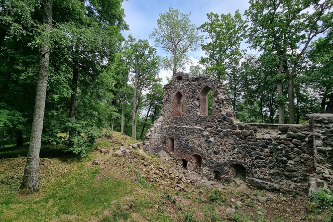 Hiking in Sigulda - the Switzerland of Latvia - Sigulda, Latvia’s “Switzerland”: what the town adds to the hike