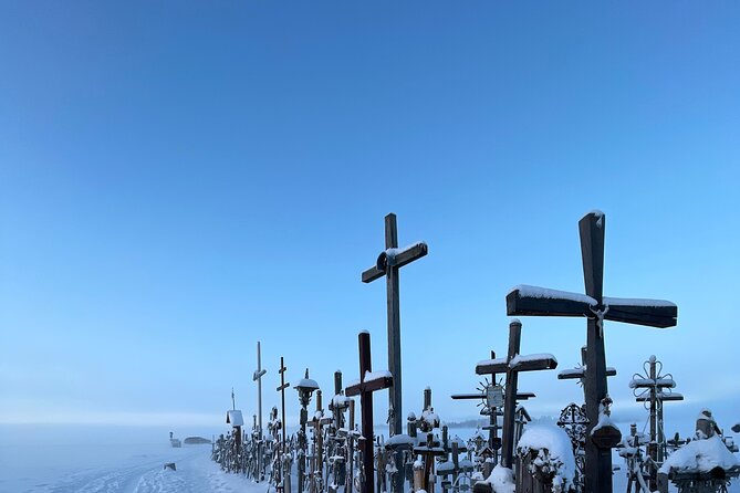 Hill of Crosses and Jelgava Gems Tour - 2 countries in 1 day - Riga to Kryziu Kalnas: Comfortable transport and a day that stays human