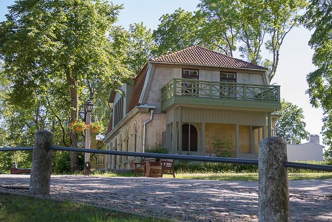Kuldiga & Countryside Tour - Why private, up to 3, changes the whole day