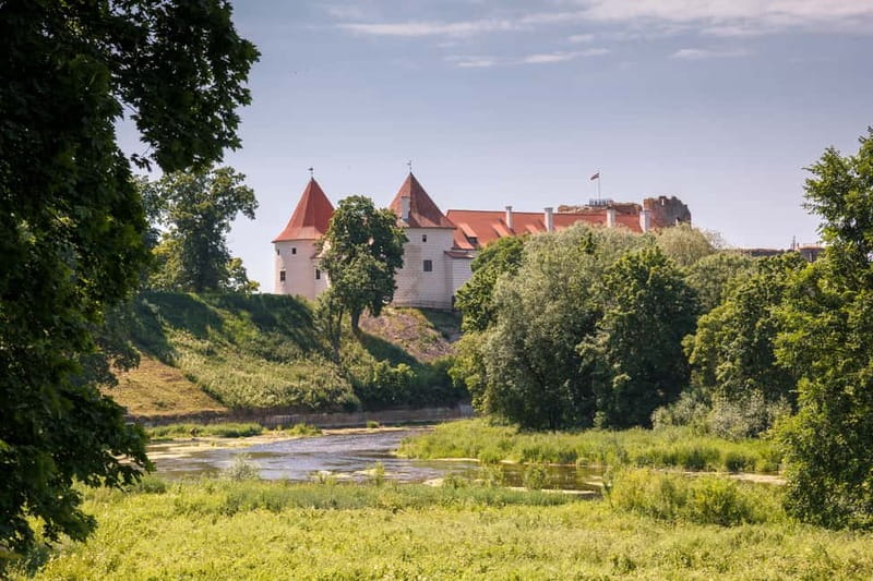 Latvian Palace and Medieval Castle Private Trip - Why Rundāle Palace and Bauska pair so well