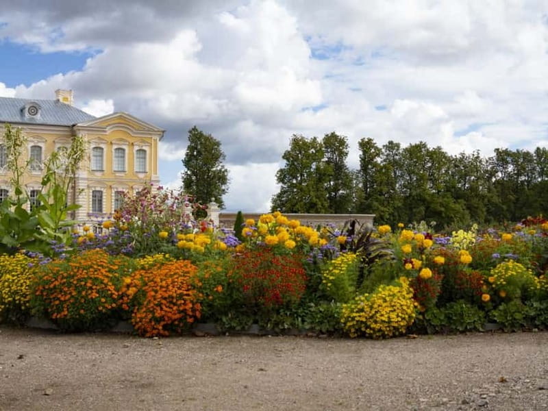 Latvian Palace and Medieval Castle Private Trip - Tickets and the real meaning of not-a-guided tour