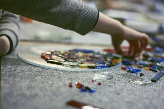 Make your own Plate: Glass Mosaic Workshop - Who this workshop suits best, and who might hesitate