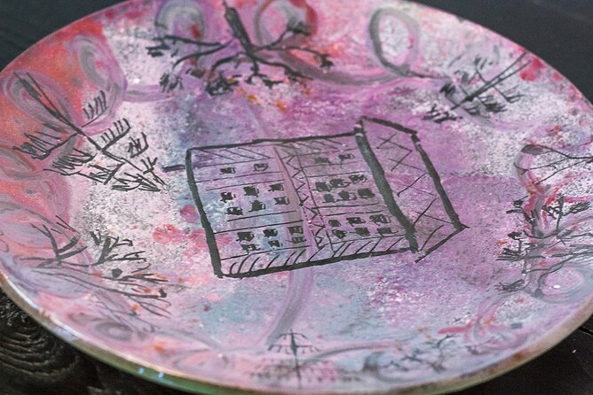 Make your own Plate: Glass Workshop - Glass Point in Riga, where your plate project starts