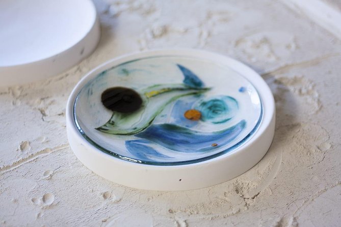 Make your own Plate: Glass Workshop - Making it fit your Riga itinerary, 2 hours now, pickup later