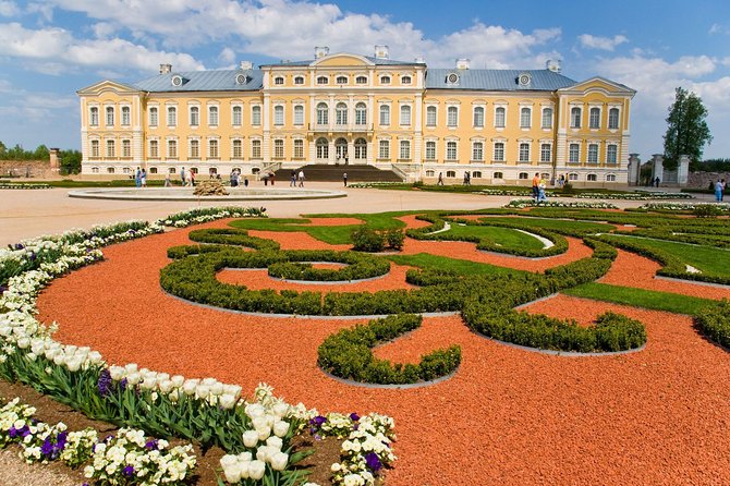 Mini Baltic Tour: Riga - Bauska - Rundale - Hill of Crossess - Riga - Key things to know before you go