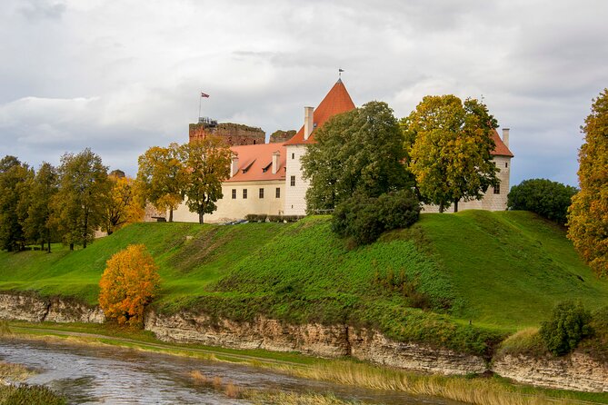Mini Baltic Tour: Riga - Bauska - Rundale - Hill of Crossess - Riga - Timing and pacing: what 8 hours feels like in practice