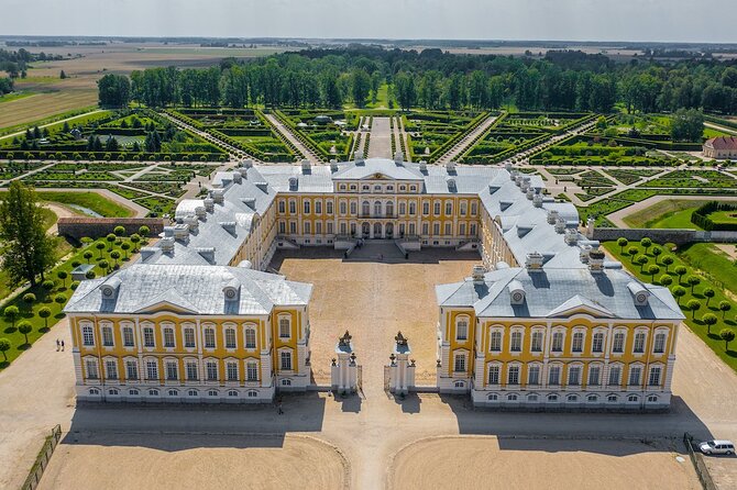 Private Full-Day Trip to Hill of Crosses, Rundale Palace & Bauska - Who This Tour Fits Best