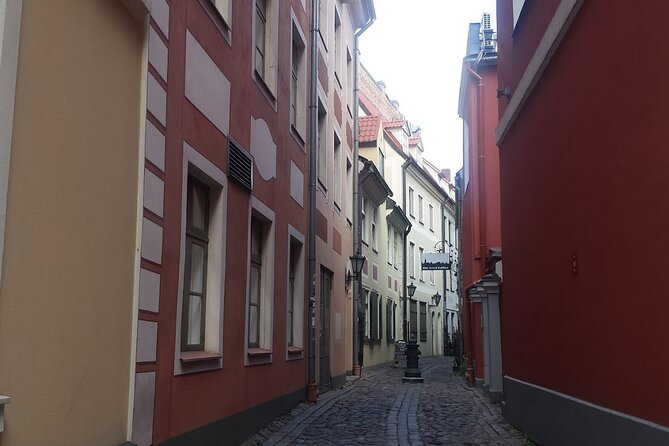 Private Riga Old Town Walking Tour - Freedom Monument: the one included moment that can reset your mood