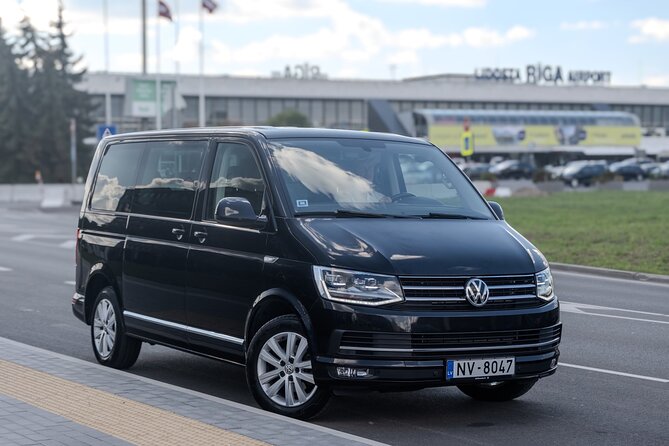 Riga Airport Private Transfer - private group 1 to 8 pax - A 30-minute ride that stays flexible with traffic