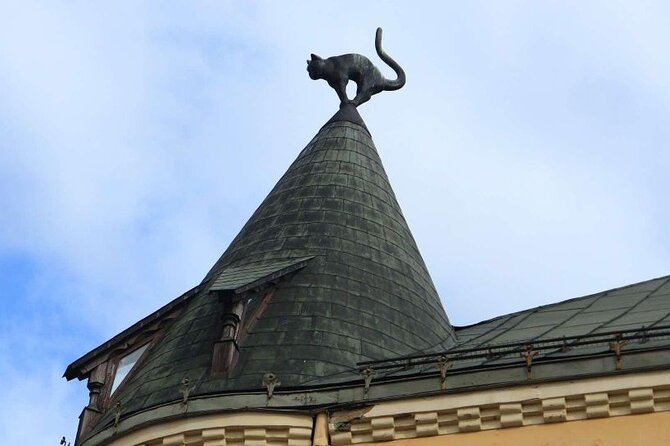 Riga Exploration Game and City Tour on your Phone - Cat House and Albert Street, Art Nouveau with a backstory