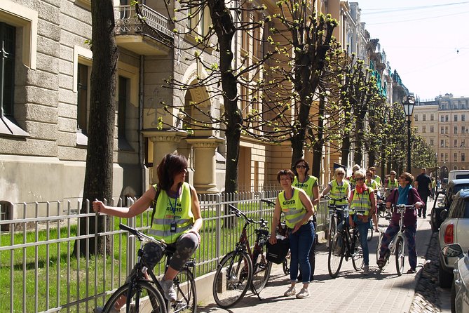 Riga Highlights Bike Tour - The Riga Great Choral Synagogue Site: A Necessary, Respectful Moment