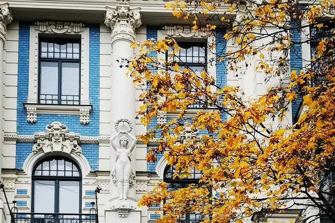 Riga Jewish History Tour - Stop 2: Latgale Suburb, a ghetto-era neighborhood feel