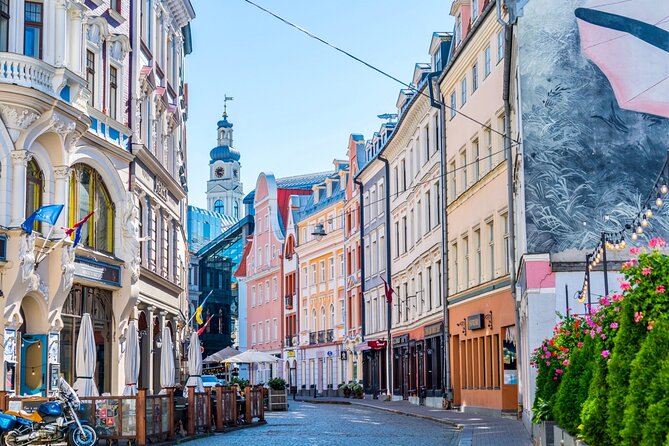 Riga Old Town, C Market & Art Nouveau Guided Walking Tour - Price and What $85 Actually Buys You