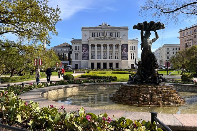Riga: Old Town Legends & Black Balsam Tasting - Town Hall Square Rebuilt After WWII, and Why That Changes the Story
