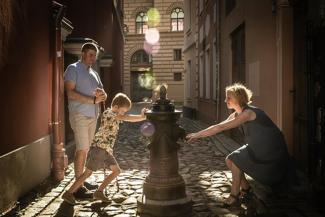 Riga Private Photoshoot Tour - What photos you get, and how fast you’ll have them