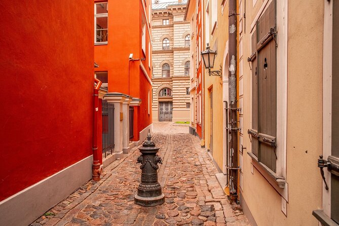 Riga Scavenger Hunt and Highlights Self Guided Audio Tour - Getting started with the World City Trail app, and the tech rules that matter
