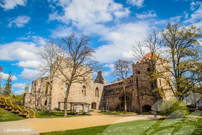Riga to Sigulda & Cesis: Explore Latvia’s Medieval Castles - Sigulda Medieval Castle Ruins, Watchtowers, And the Livonian Order Connection