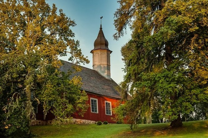 Riga to Tallinn - Sightseeing transfer - Should You Book This Riga to Tallinn Sightseeing Transfer?