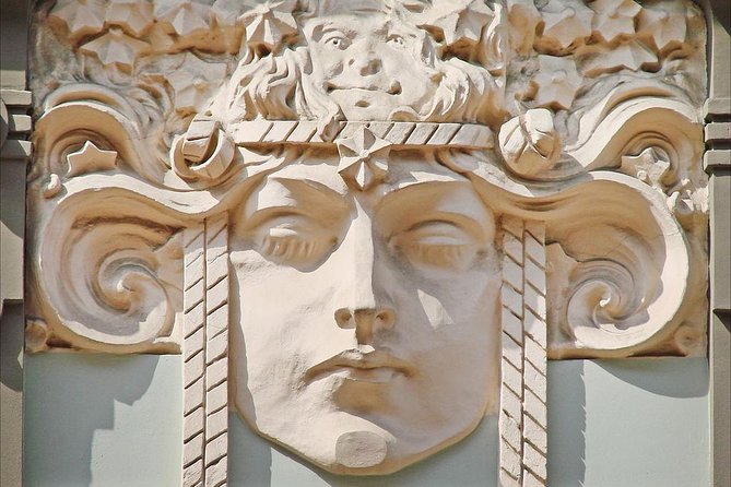 Riga walking guided Sightseeing tour - Timing, walking comfort, and what to pack