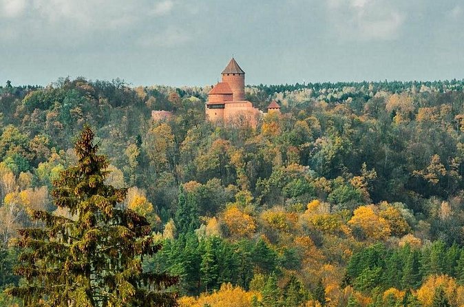 The Best of Sigulda Private Walking Tour - English-only experience, private format, and what that means for your group