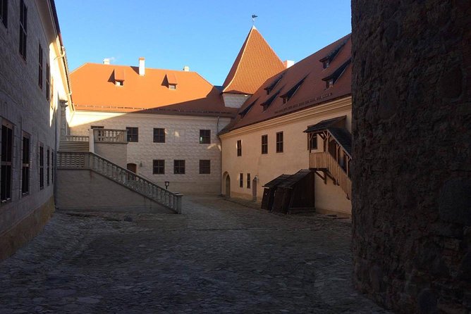 Tour from Riga to Vilnius: Bauska Castle, Rundale Palace and The Hill of Crosses - Pickup in Riga and the guided ride to the countryside