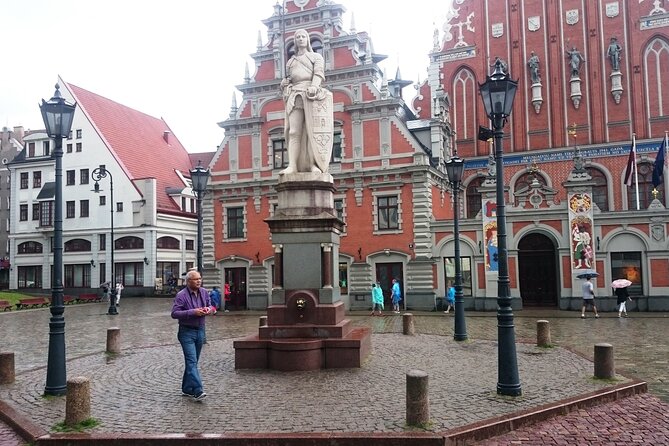 Undiscovered Riga - Private Walking Tour - Art Nouveau Riga: architecture you can actually read